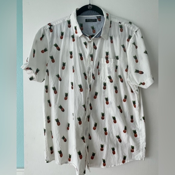 Men’s Brave Soul London Pineapple Novelty Button Down Shirt - Picture 1 of 7